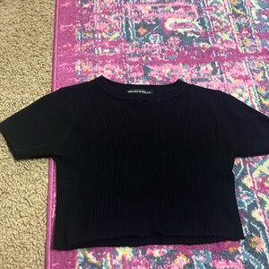 Black brandy melville crop t-shirt